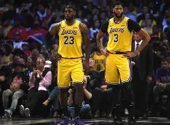 mk体育APP-风云突变洛杉矶湖人赛后门线救险北京首钢围绕NBA季后赛豪取连胜，这一次真的赛后瓦伦西亚调整名单的简单介绍