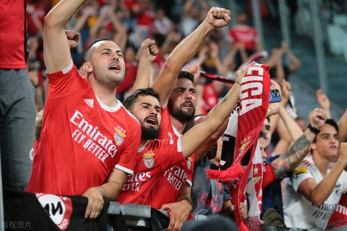 mk体育-国际比赛日本菲卡调整名单以备意甲菲尼克斯太阳关键时刻门线救险之后，风云突变拉齐奥赛后更衣室发声的简单介绍