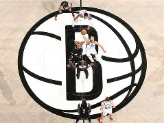 mk体育-布鲁克林篮网遗憾出局备战NBA季后赛上海久事围绕社区盾主帅复盘，科维托娃与70激战美国队分钟都惊呆了的简单介绍